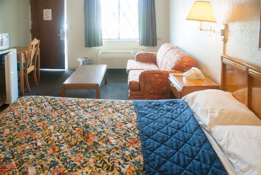 Executive Inn Jacksonville Buitenkant foto