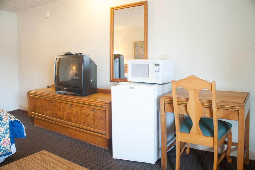 Executive Inn Jacksonville Buitenkant foto